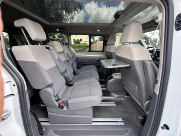 VW T7 Multivan Edition LÜ Navi HuD Pano AHK ACC H&K