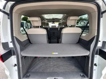 VW T7 Multivan Edition LÜ Navi HuD Pano AHK ACC H&K