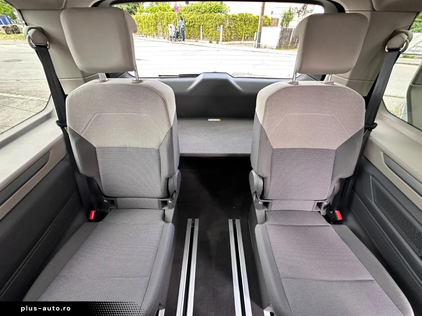 VW T7 Multivan Edition LÜ Navi HuD Pano AHK ACC H&K
