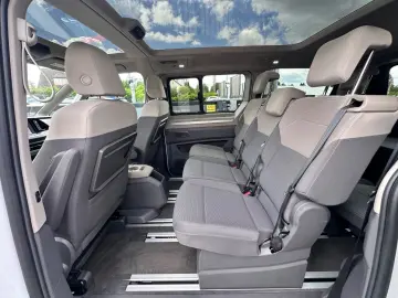 VW T7 Multivan Edition LÜ Navi HuD Pano AHK ACC H&K