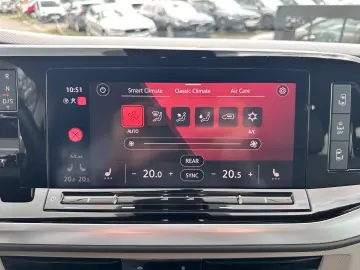 VW T7 Multivan Edition LÜ Navi HuD Pano AHK ACC H&K