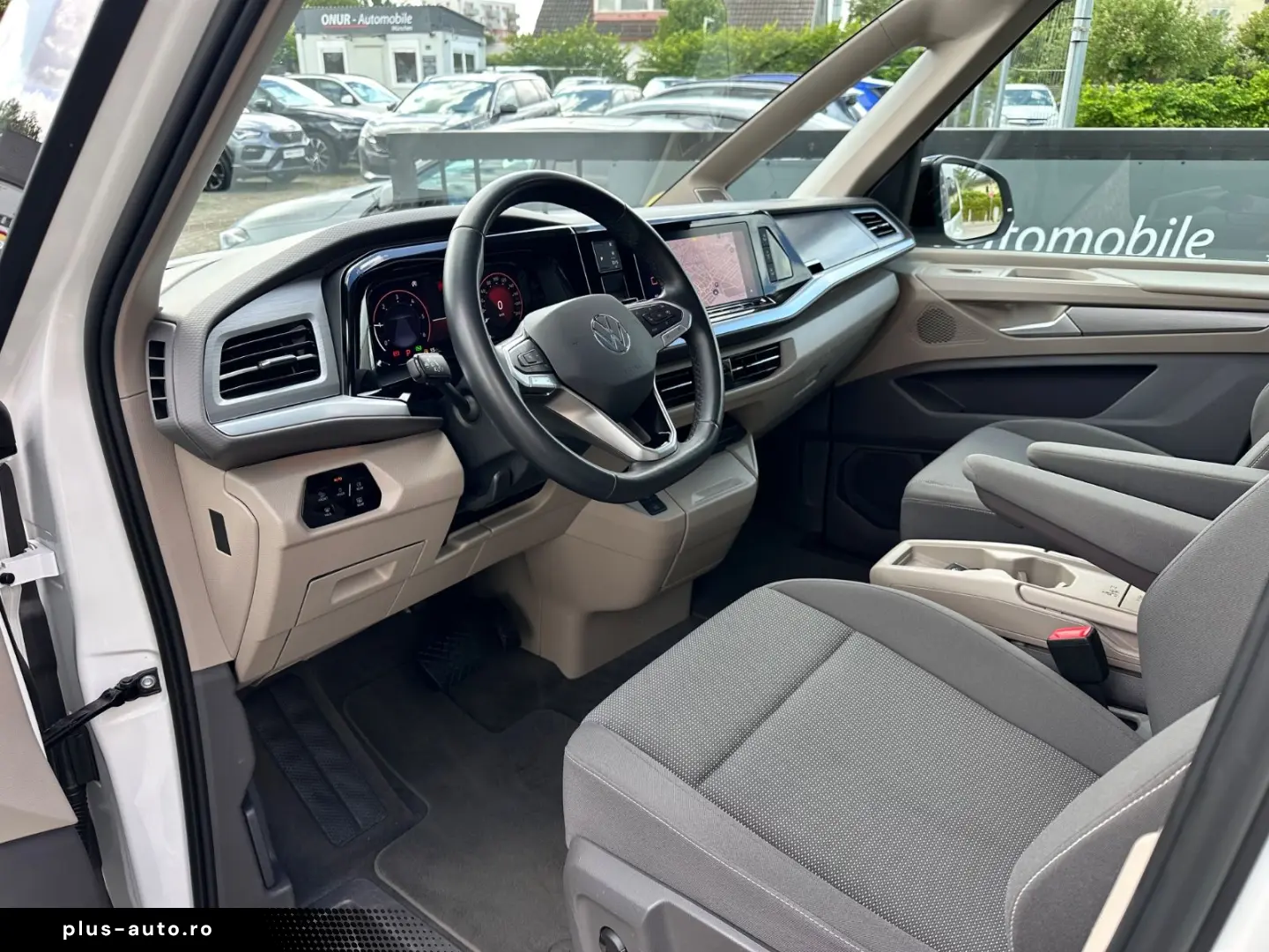 VW T7 Multivan Edition LÜ Navi HuD Pano AHK ACC H&K