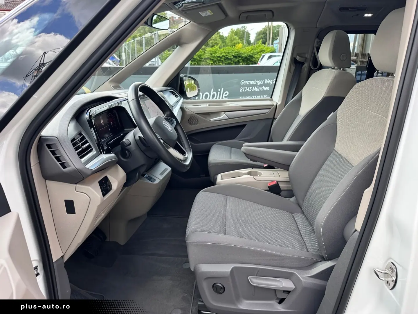 VW T7 Multivan Edition LÜ Navi HuD Pano AHK ACC H&K
