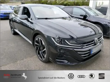 VW Arteon Shoot Brake 2.0TDI 4M R-Line CarPlay PANO
