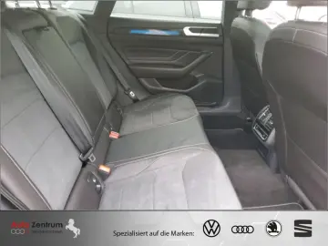 VW Arteon Shoot Brake 2.0TDI 4M R-Line CarPlay PANO