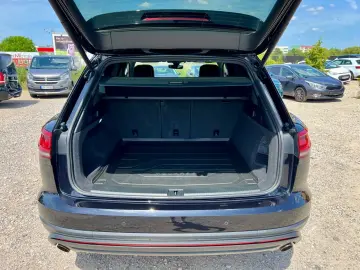 VW Touareg 4Motion AAC LEDER SHZ STHZG
