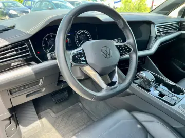 VW Touareg 4Motion AAC LEDER SHZ STHZG