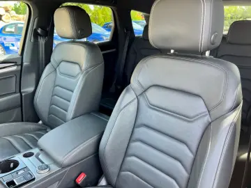 VW Touareg 4Motion AAC LEDER SHZ STHZG