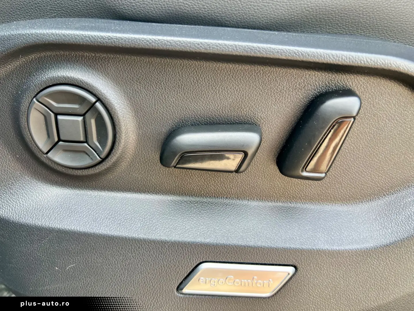VW Touareg 4Motion AAC LEDER SHZ STHZG