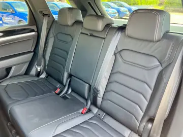 VW Touareg 4Motion AAC LEDER SHZ STHZG