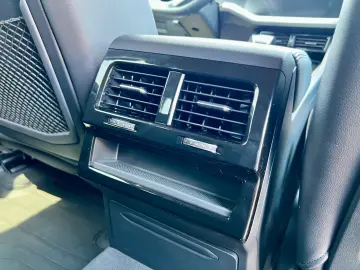 VW Touareg 4Motion AAC LEDER SHZ STHZG