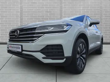 VW Touareg 3.0 TDI 4M AHK Standh. ACC LED Head Up