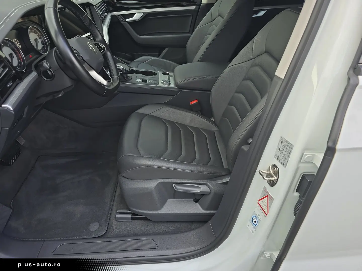 VW Touareg 3.0 TDI 4M AHK Standh. ACC LED Head Up
