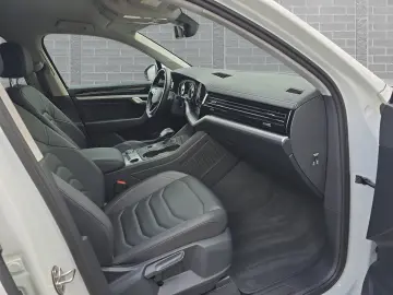 VW Touareg 3.0 TDI 4M AHK Standh. ACC LED Head Up