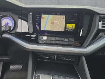 VW Touareg 3.0 TDI 4M AHK Standh. ACC LED Head Up