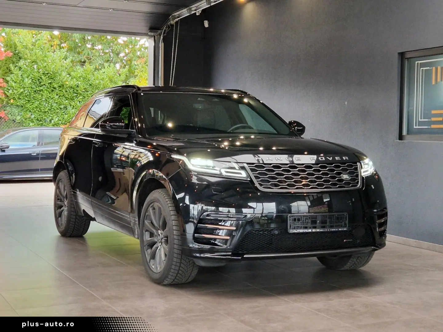 LAND ROVER Range Rover Velar R-Dynamic SE 4x4 2 0 Matrix