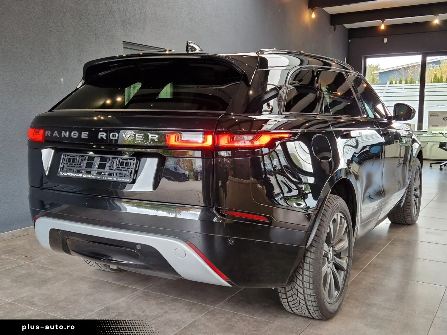 LAND ROVER Range Rover Velar R-Dynamic SE 4x4 2 0 Matrix