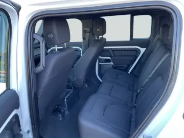 LAND ROVER Defender 110 D250 18'' All Terr…