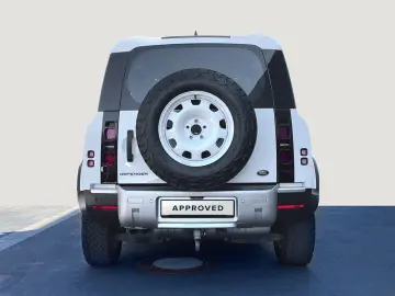 LAND ROVER Defender 110 D250 18'' All Terr…