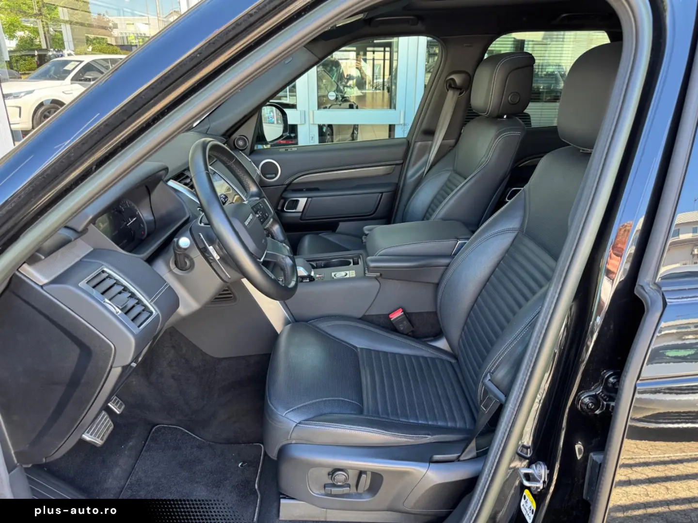 LAND ROVER Discovery  R-Dynamic AWD 7-SITZER 360&apo&hellip;