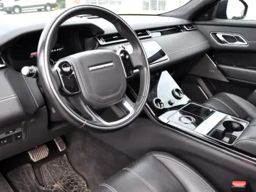 LAND ROVER Range Rover Velar R-Dynamic SE   Design-Paket
