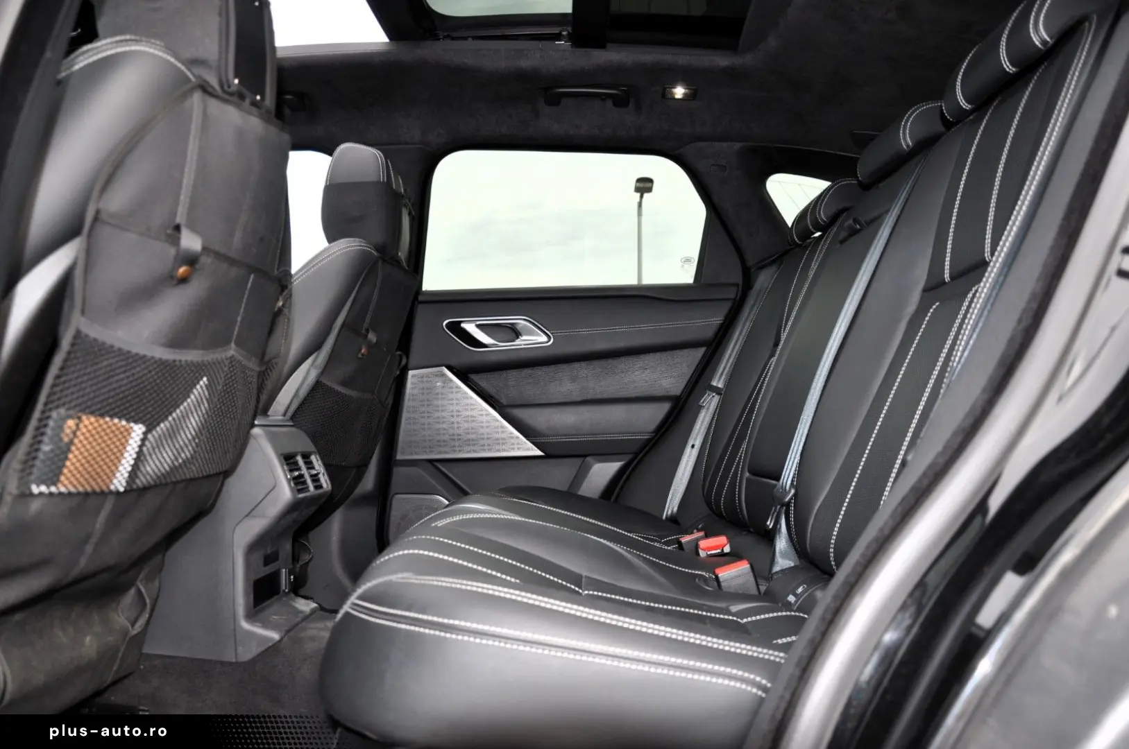 LAND ROVER Range Rover Velar R-Dynamic SE   Design-Paket