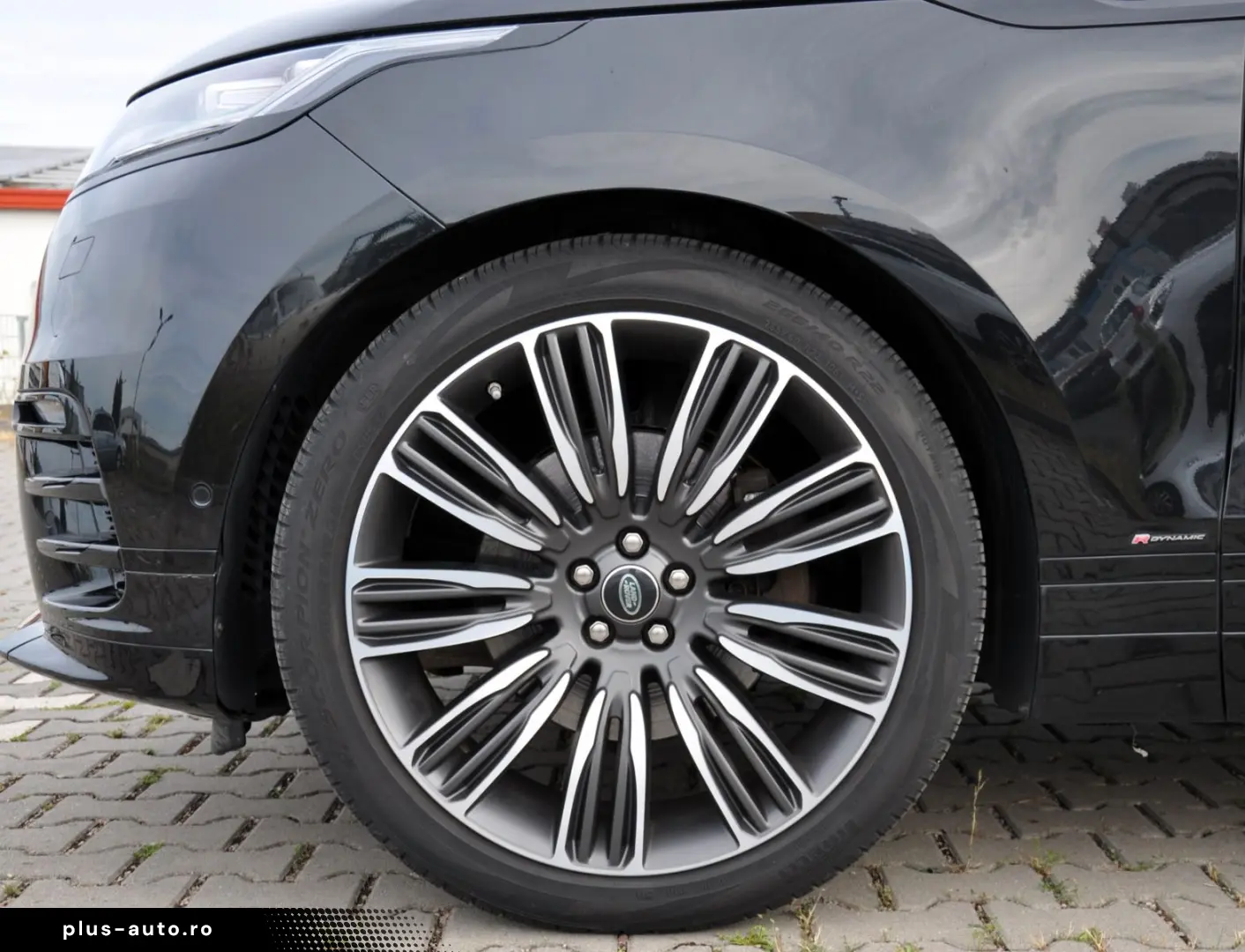 LAND ROVER Range Rover Velar R-Dynamic SE   Design-Paket