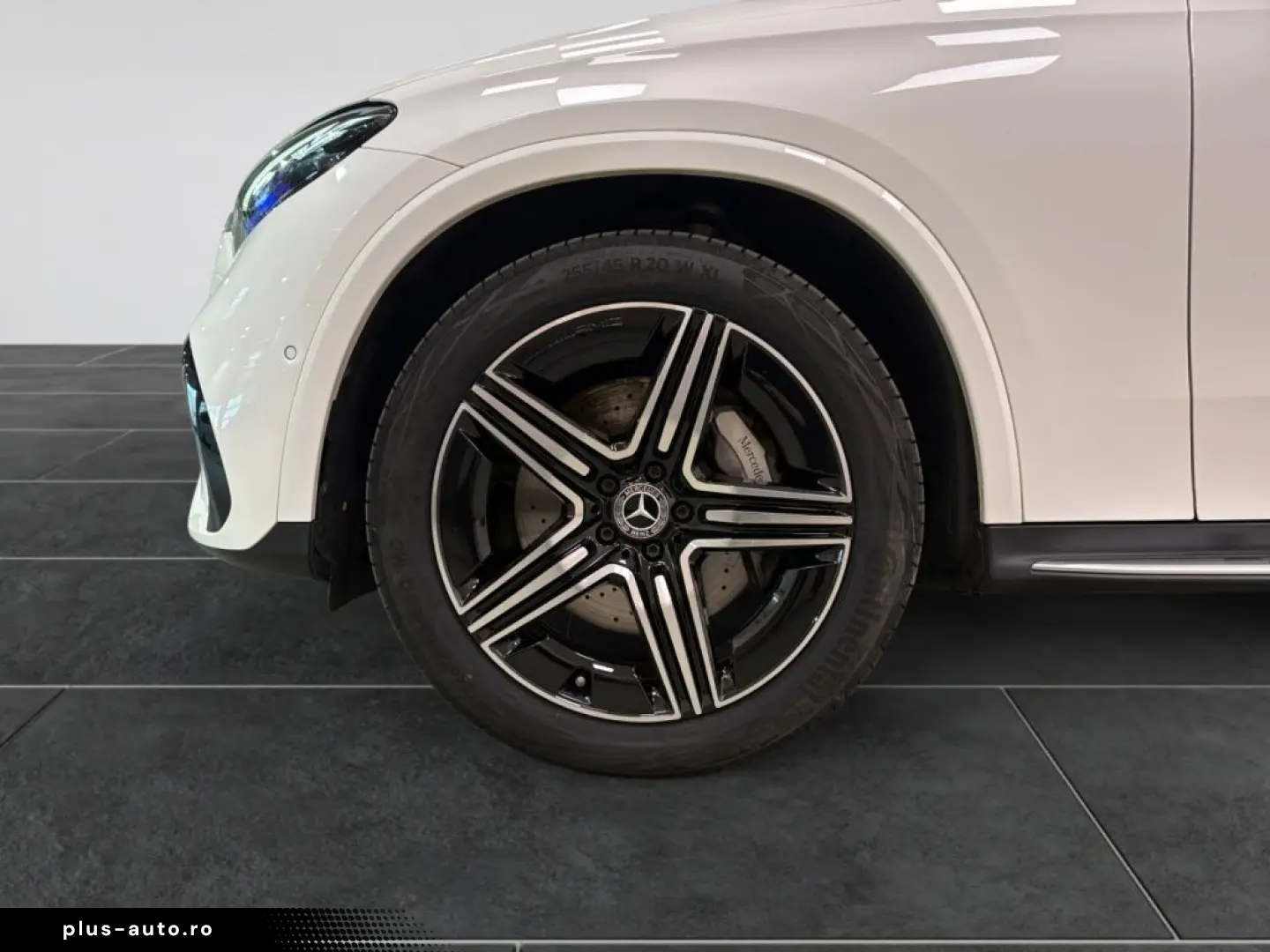 MERCEDES-BENZ GLC 220 d 4M AMG NIGHT DISTR 360  KEYL SHZ LHZ