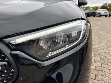 MERCEDES-BENZ GLC 220d 4Matic AMG LINE NIGHT AHK DIS…
