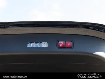MERCEDES-BENZ GLC 300 d 4M AMG Line  AHK 360  Distr …