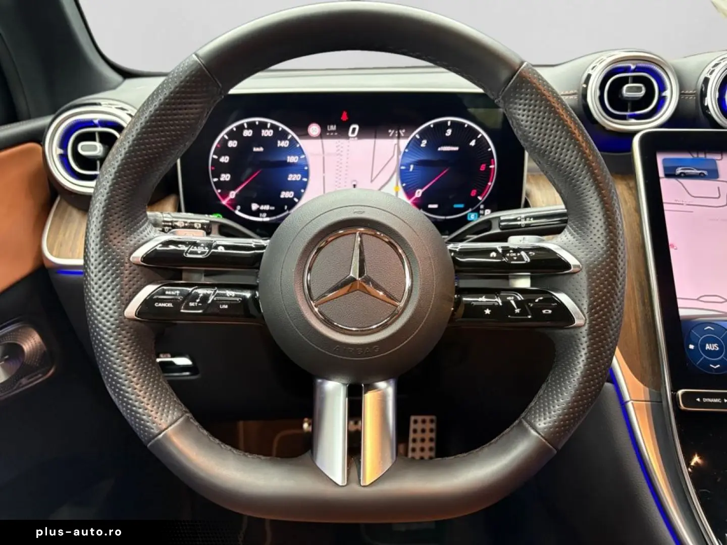 MERCEDES-BENZ GLC 2023 — imagine 13