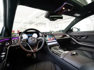 Mercedes-Benz MAYBACH S 580