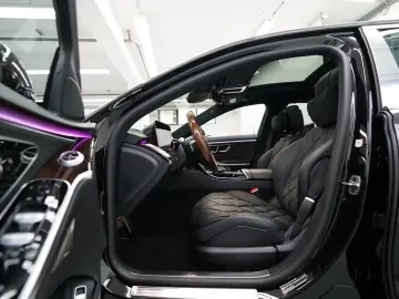 Mercedes-Benz MAYBACH S 580
