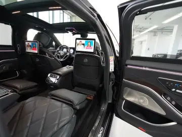 Mercedes-Benz MAYBACH S 580
