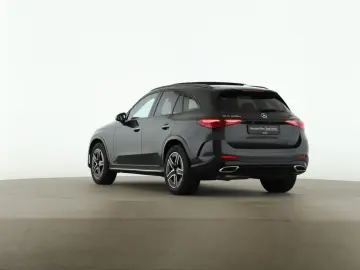 MERCEDES-BENZ GLC 220 d 4M AMG Pano AHK Distro Digital Light