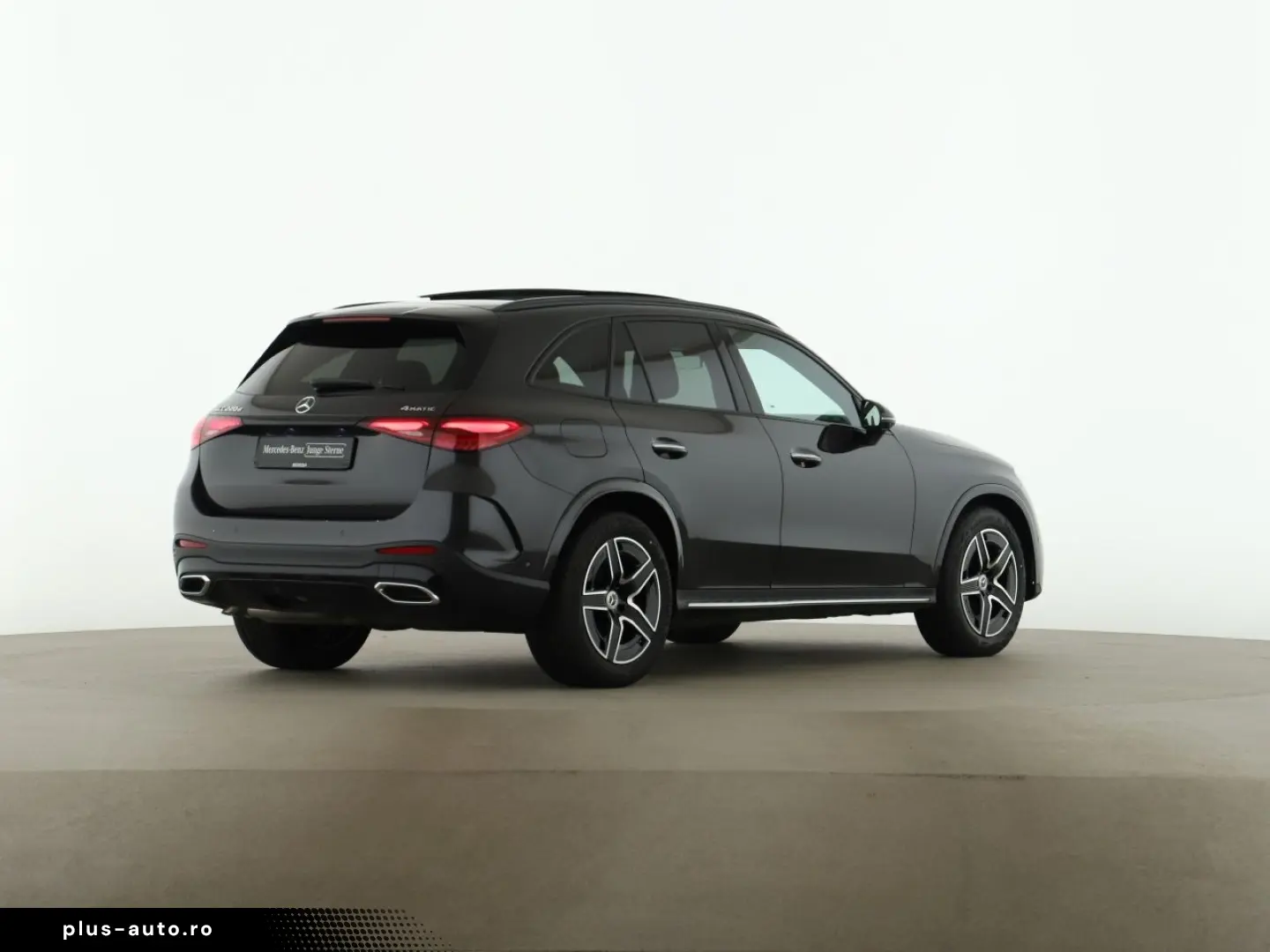 MERCEDES-BENZ GLC 220 d 4M AMG Pano AHK Distro Digital Light