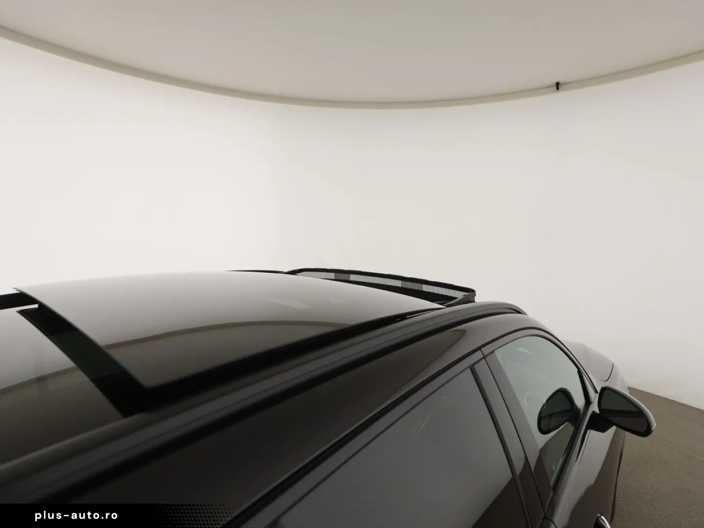 MERCEDES-BENZ GLC 220 d 4M AMG Pano AHK Distro Digital Light