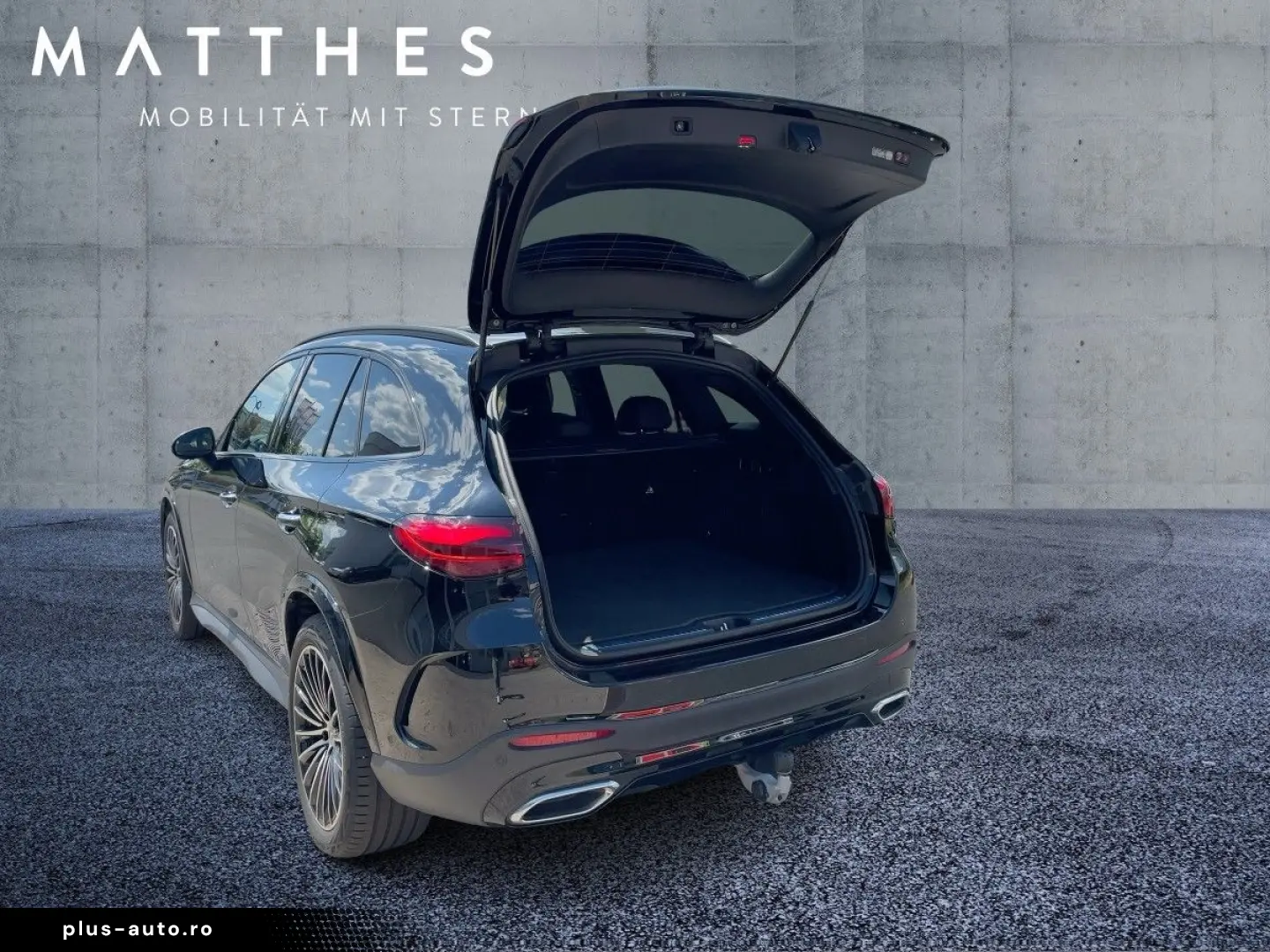 MERCEDES-BENZ GLC 220 d 4M AMG Night 360  Digital-Light AHK