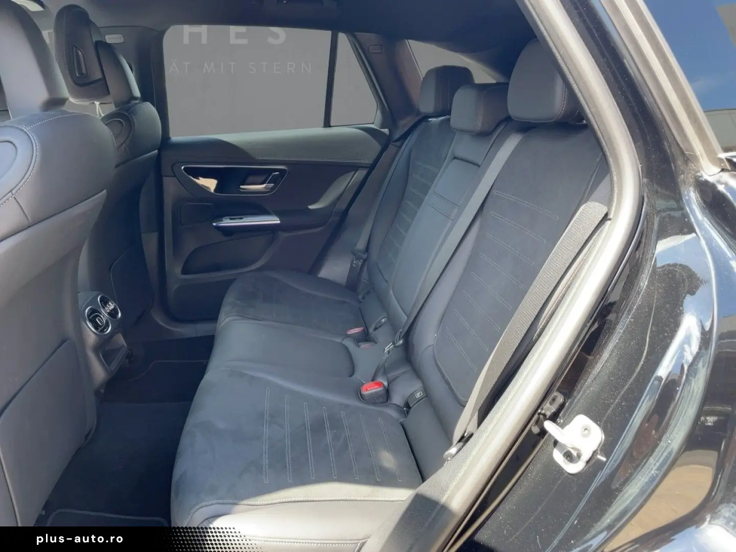MERCEDES-BENZ GLC 220 d 4M AMG Night 360  Digital-Light AHK