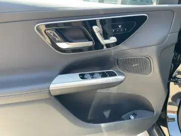 MERCEDES-BENZ GLC 220 d 4M AMG Night 360  Digital-Light AHK