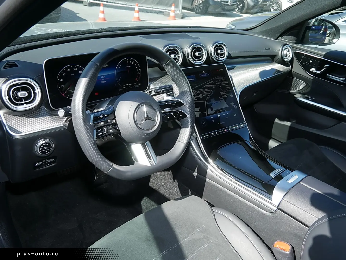 MERCEDES-BENZ C 300 e Limo AMG NIGHT DISTRONIC PANO 360
