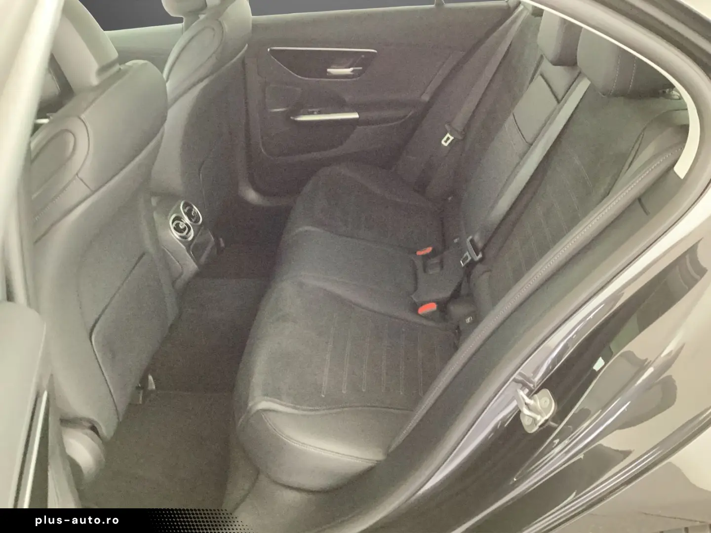 MERCEDES-BENZ C 220 d AMG Pano MEMORY NIGHT LED