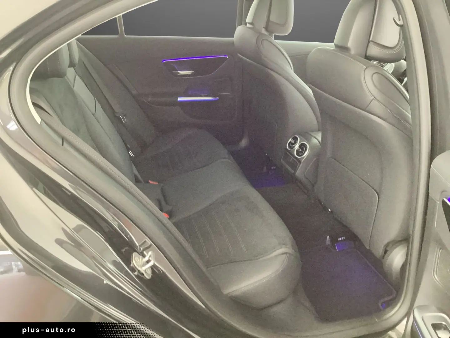 MERCEDES-BENZ C 220 d AMG Pano MEMORY NIGHT LED