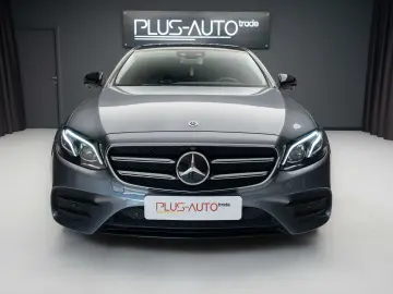 Mercedes-Benz E 350  Burm   Multibeam  Night