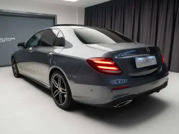Mercedes-Benz E 350  Burm   Multibeam  Night
