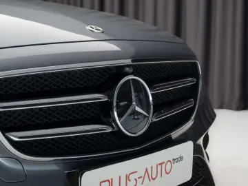 Mercedes-Benz E 350  Burm   Multibeam  Night
