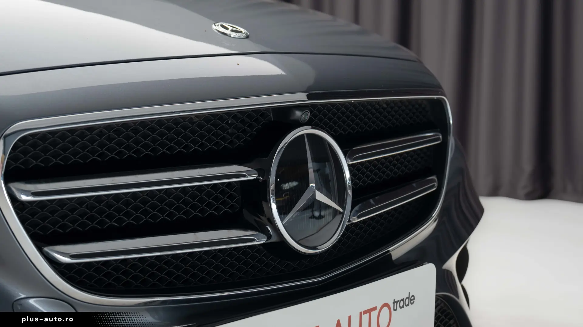 Mercedes-Benz E 350  Burm   Multibeam  Night