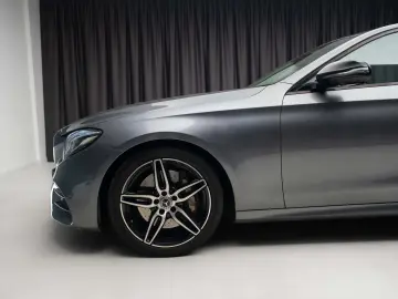 Mercedes-Benz E 350  Burm   Multibeam  Night
