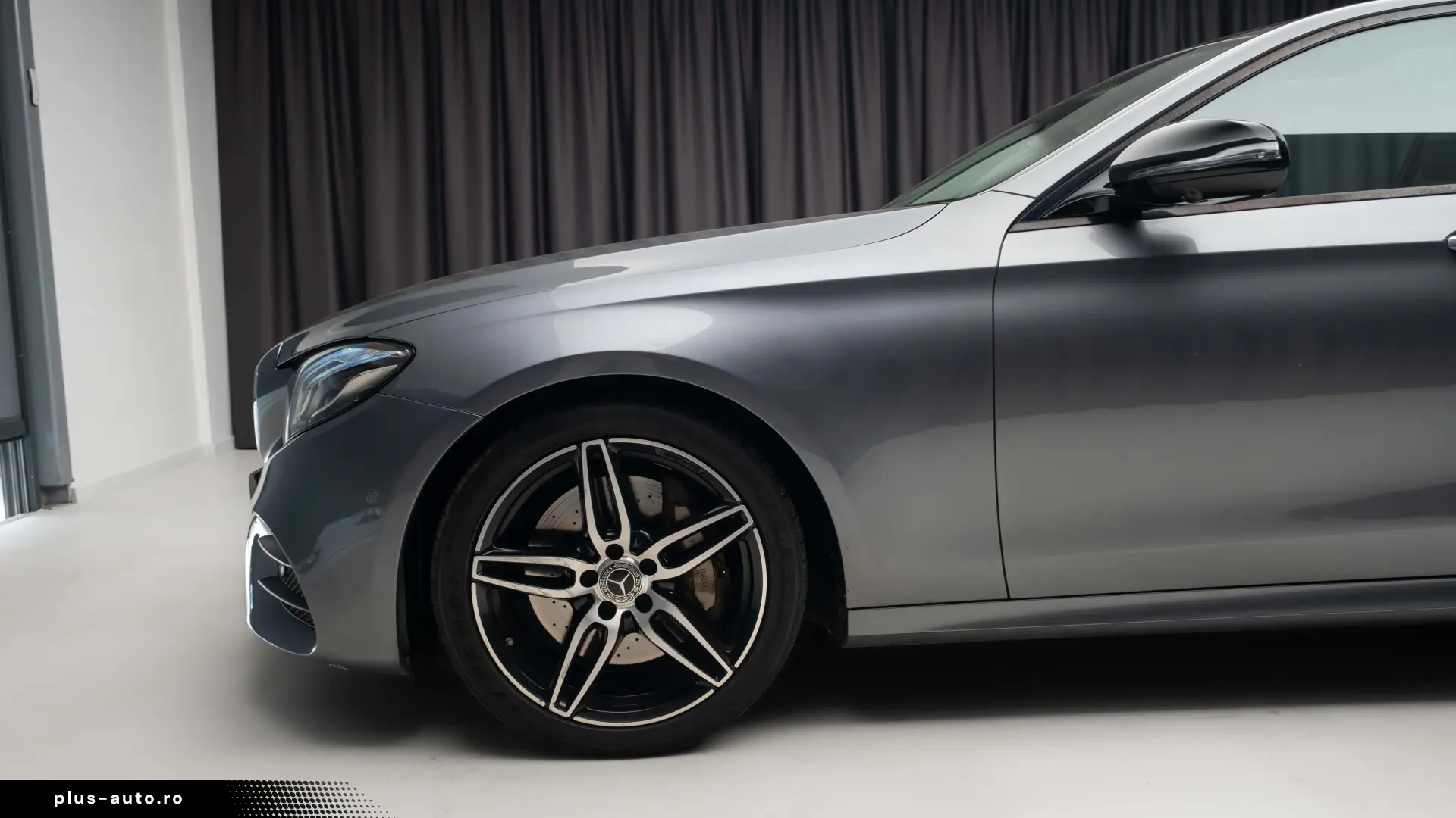 Mercedes-Benz E 350  Burm   Multibeam  Night