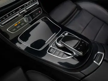 Mercedes-Benz E 350  Burm   Multibeam  Night
